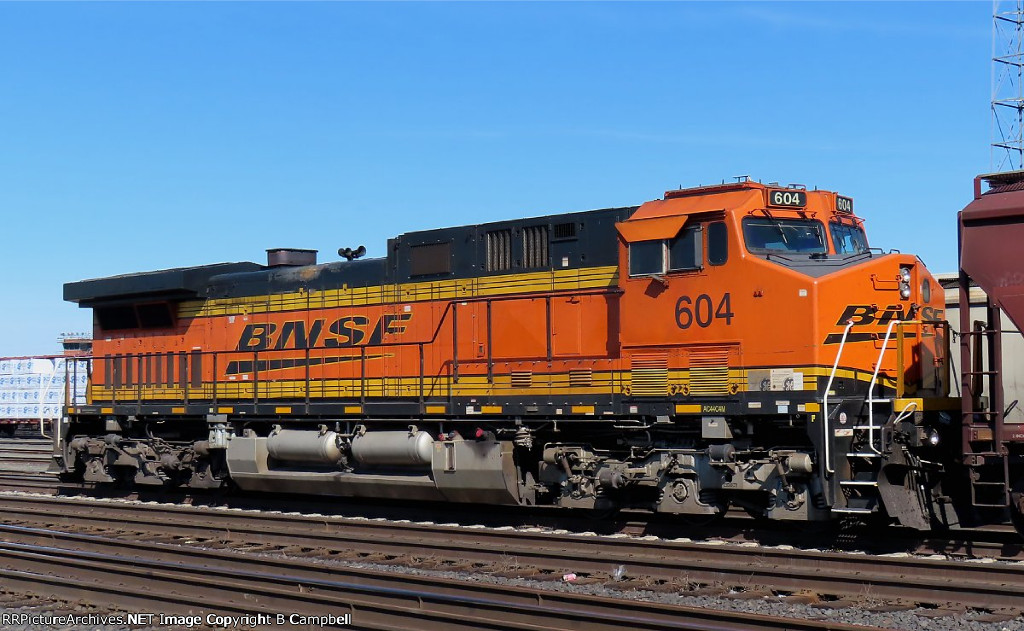 BNSF 604